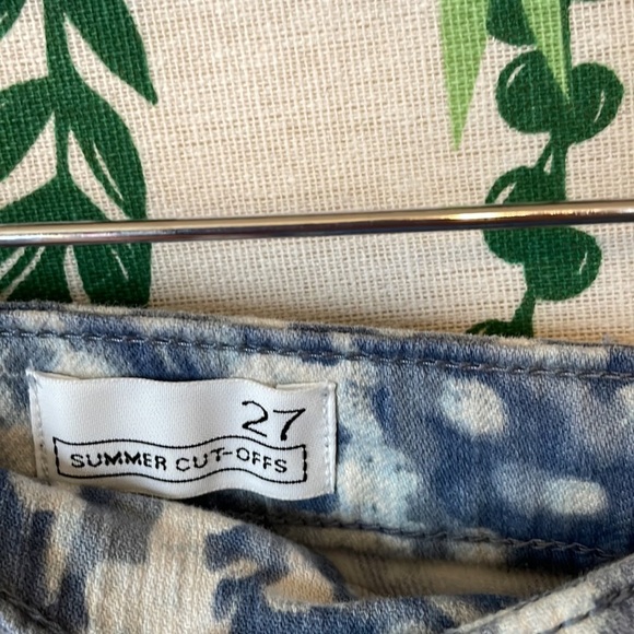 NWOT Size 27 GAP Summer Cut-Offs A1 - Picture 4 of 4